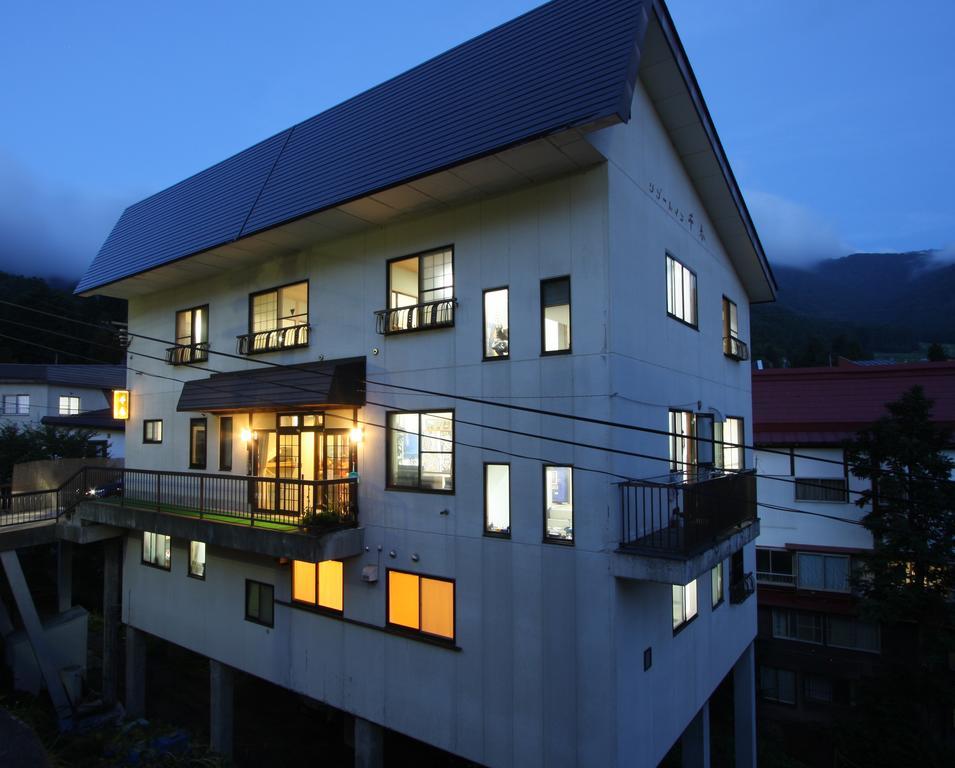 Resort Inn Chiharu Нодзаваонсен Экстерьер фото