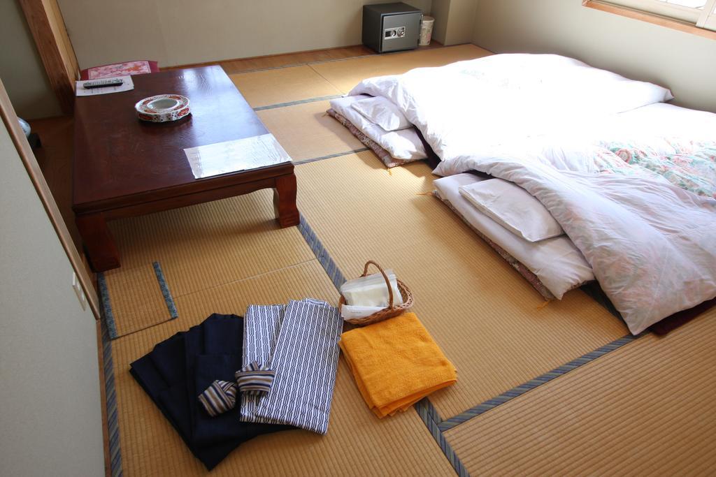 Resort Inn Chiharu Нодзаваонсен Экстерьер фото